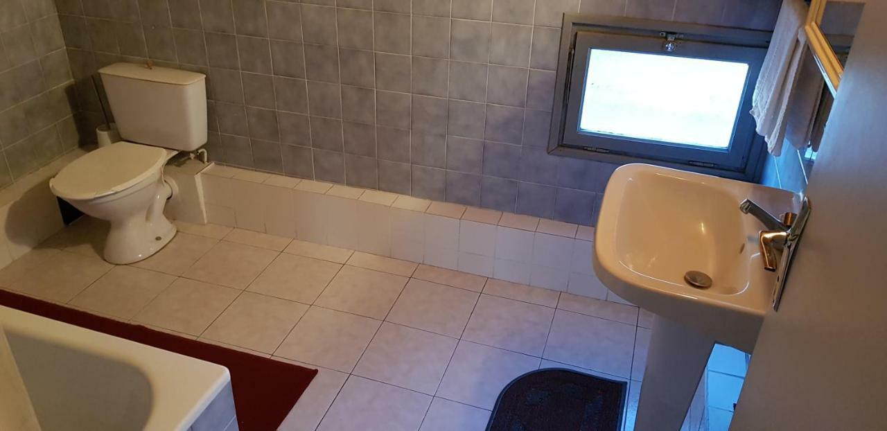 Longo Mai Hotel Arles Kültér fotó